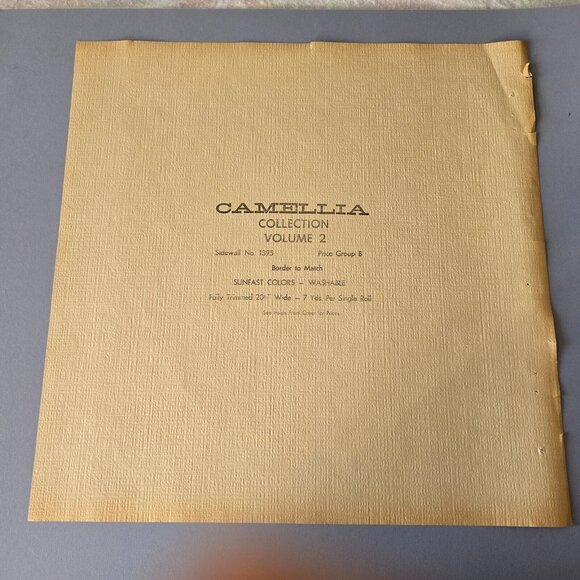 Vintage Wallpaper Sample Sheet 70s Avocado Green Floral Crafting Ephemera Paper - Picture 7 of 9